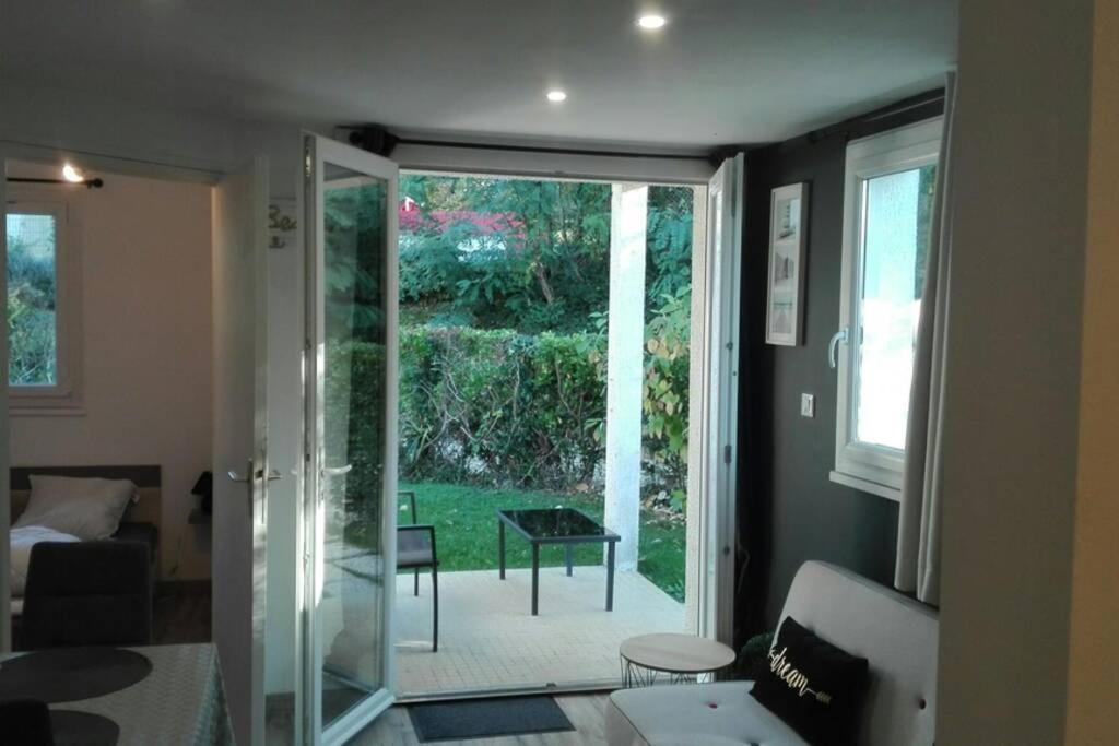 Appartement Jardin A 100M De La Plage Et Thalasso Concarneau Esterno foto